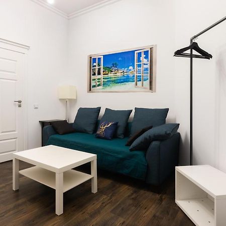 Апартаменты Uroczy Apartament Loretanska Краков Экстерьер фото