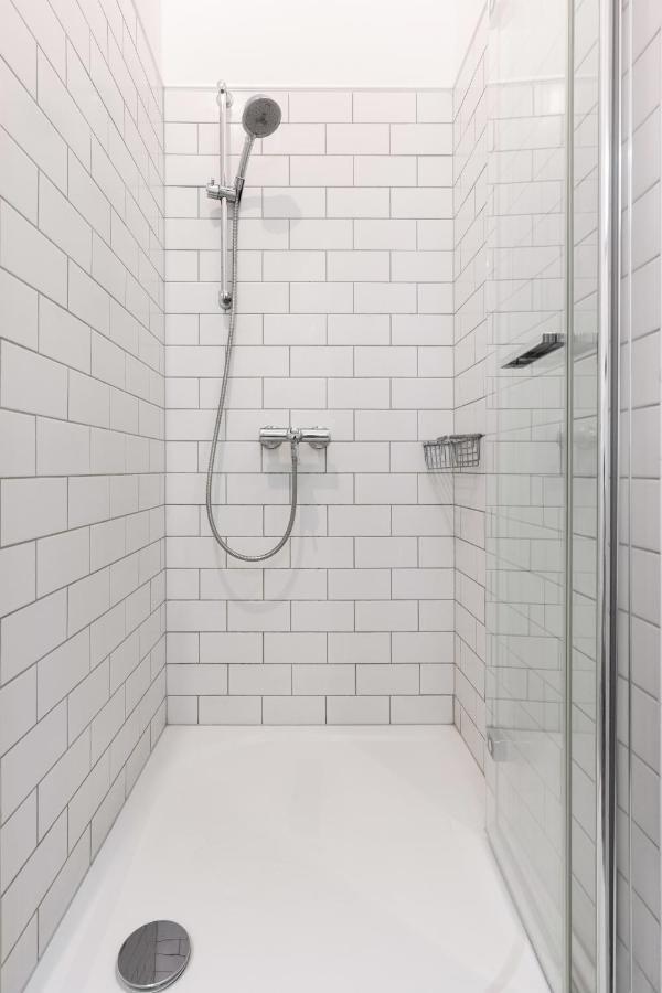 Апартаменты Uroczy Apartament Loretanska Краков Экстерьер фото