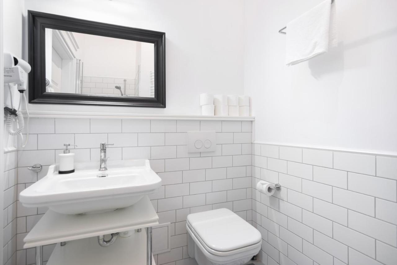 Апартаменты Uroczy Apartament Loretanska Краков Экстерьер фото