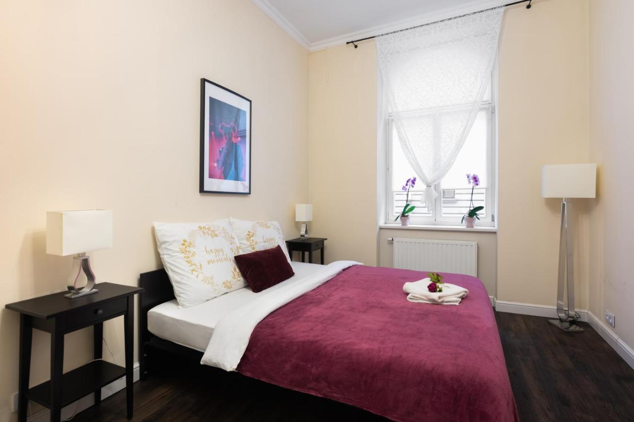 Апартаменты Uroczy Apartament Loretanska Краков Экстерьер фото